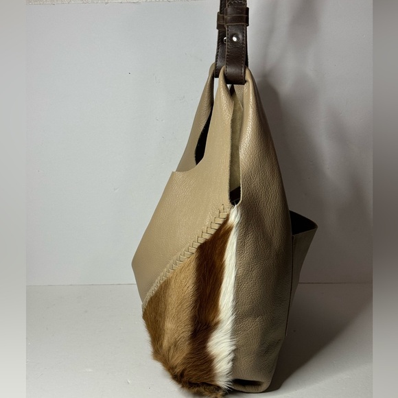 MOO MOO Design Springbok & Leather Braided Tote - Picture 3 of 14